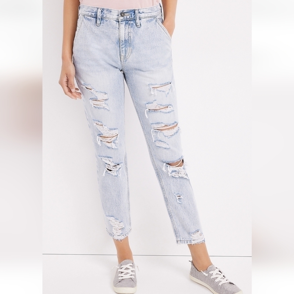 Kancan Nonstretch High Rise Ripped Boyfriend Jean size 31
